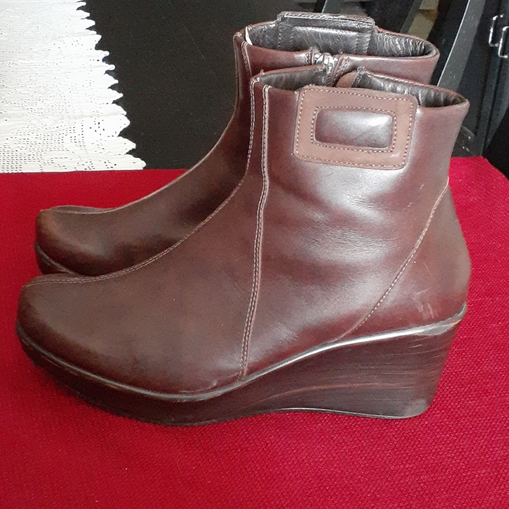 Naot booties